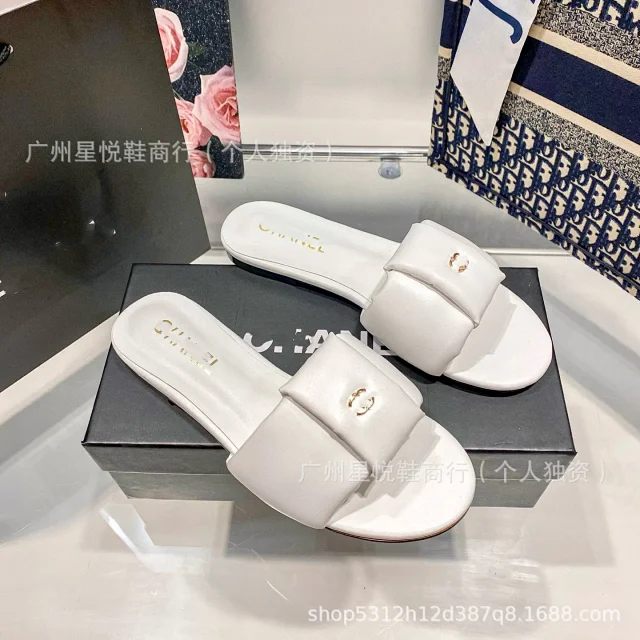 Chanel Slippers Double-Strap Slide product detail image 3