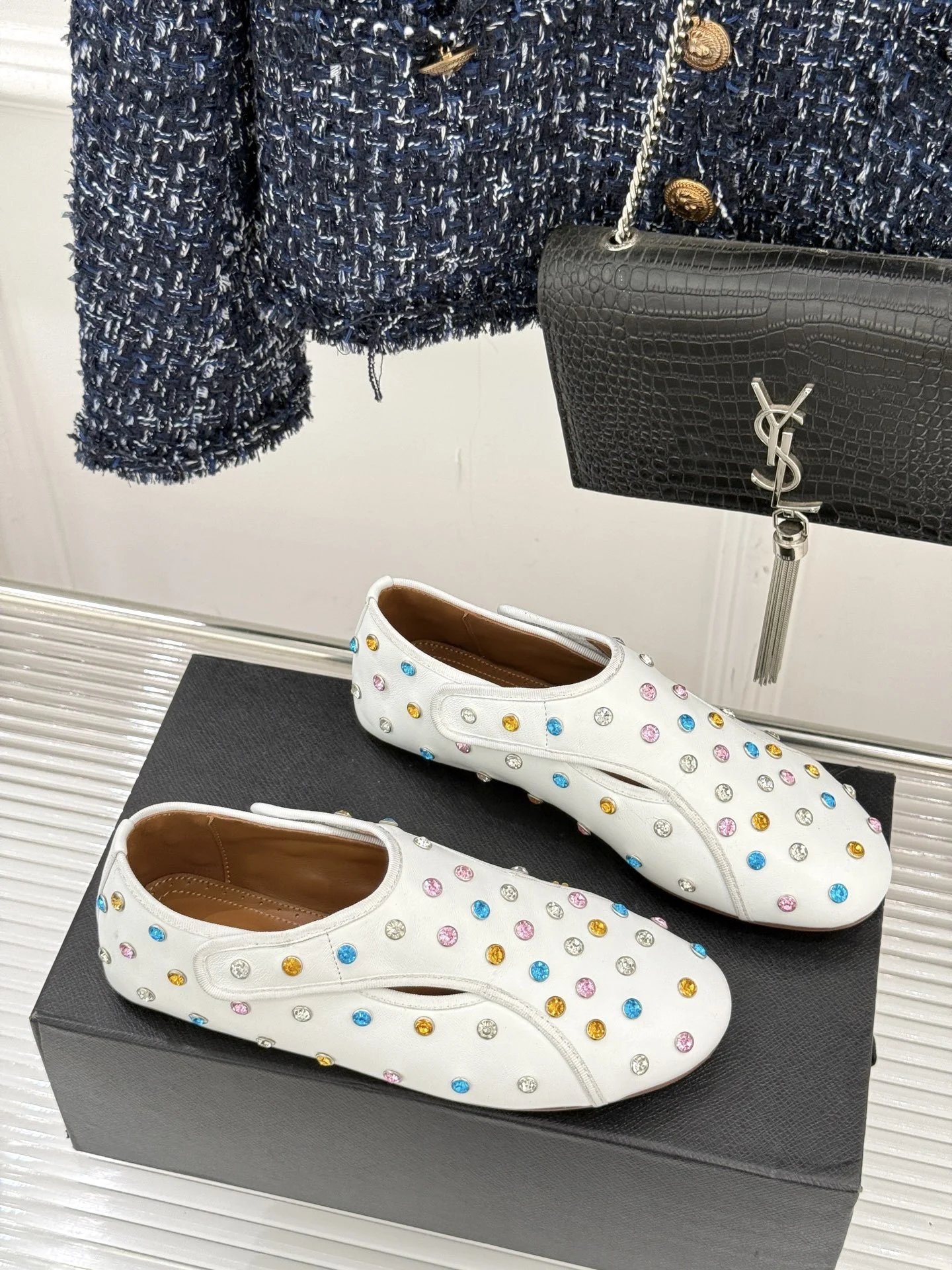 Alaïa Crystal-Embellished Suede Loafers Beige - 12