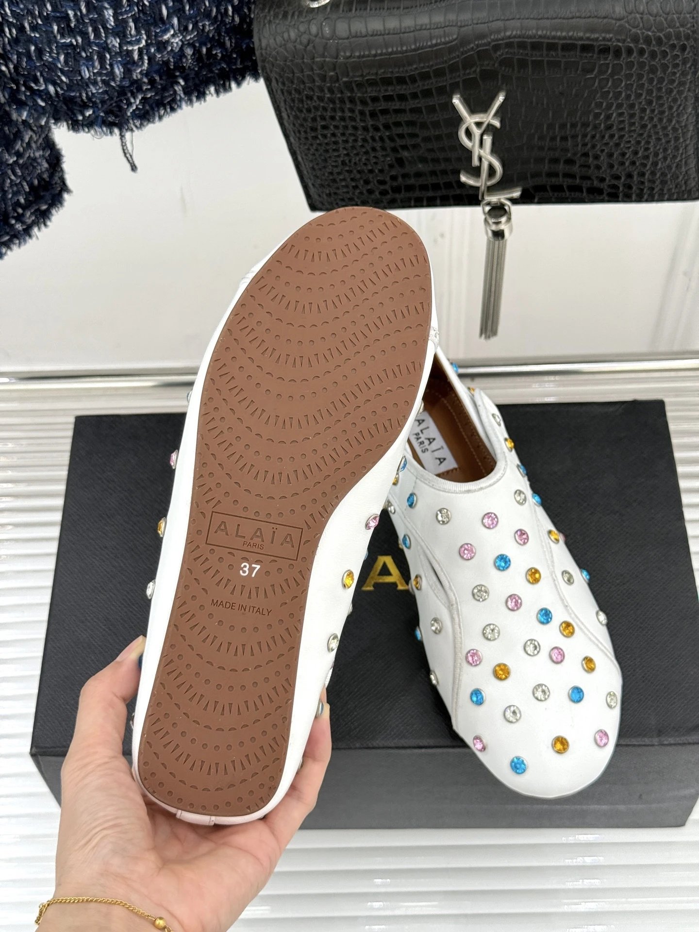 Alaïa Crystal-Embellished Suede Loafers Beige - 17
