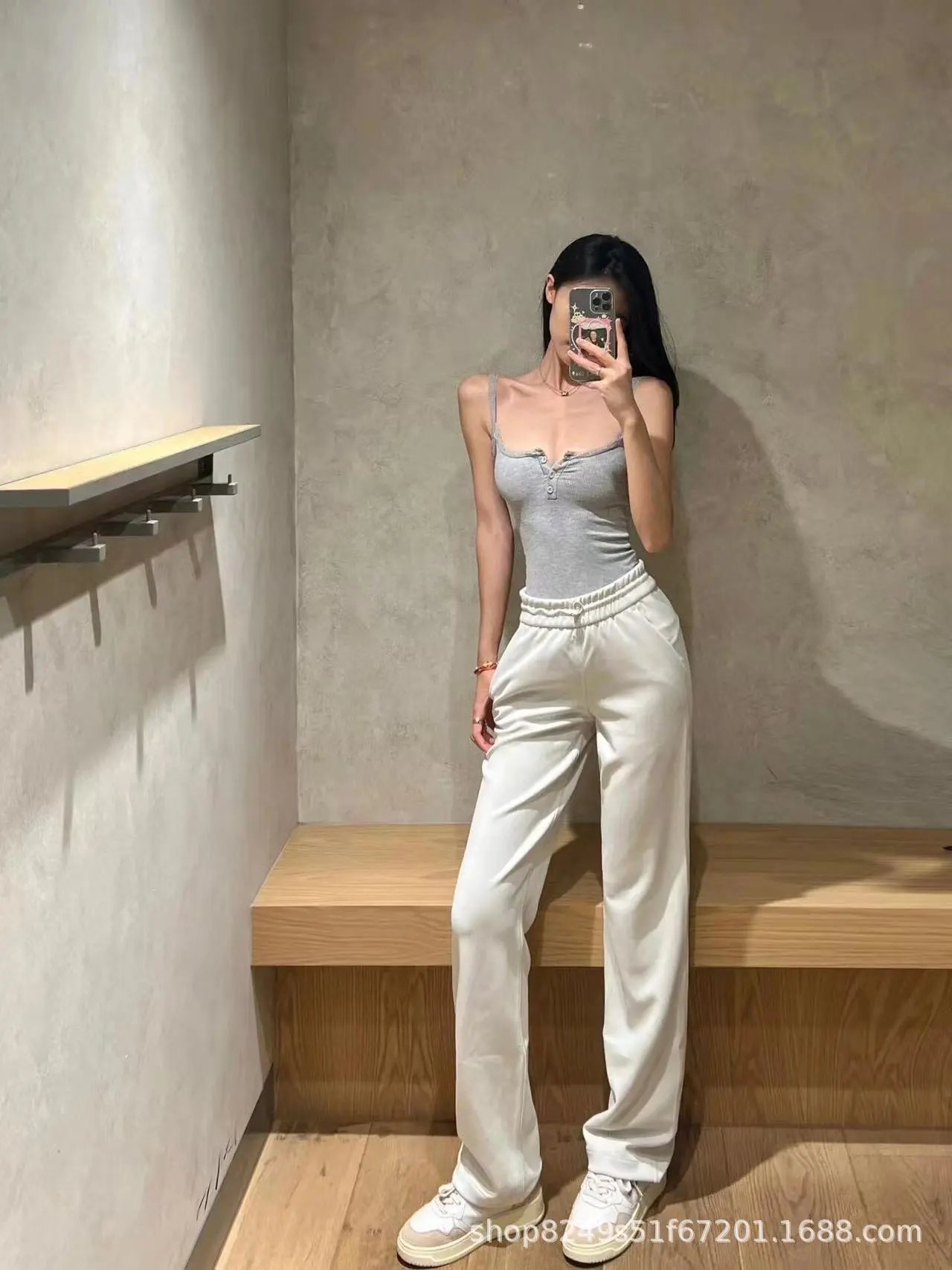 Design Wide-Leg Elastic Waist Pants Beige - 26