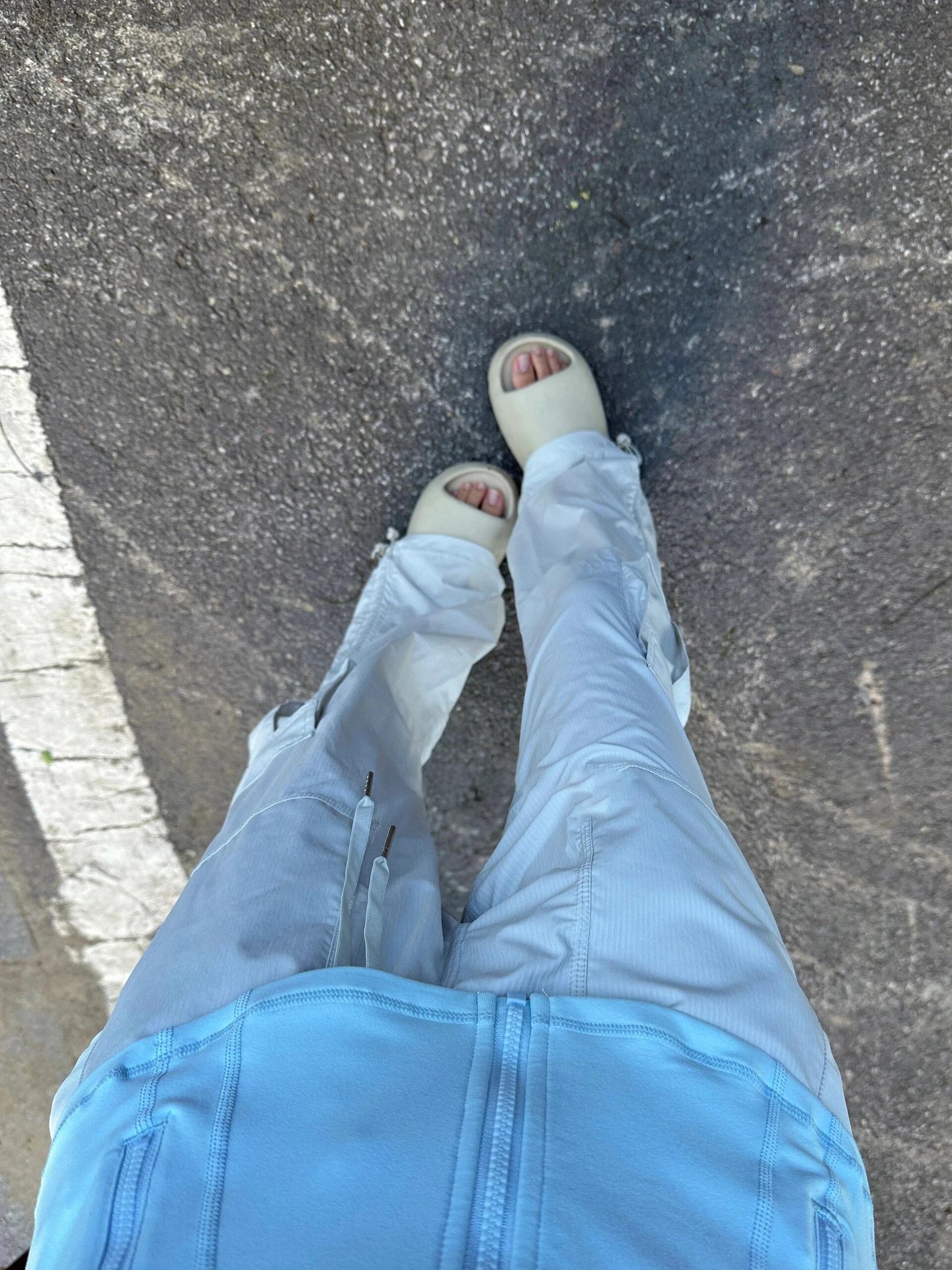 Design Cargo Pants in Off-White with Drawstring Waist and Utility Pockets - 19