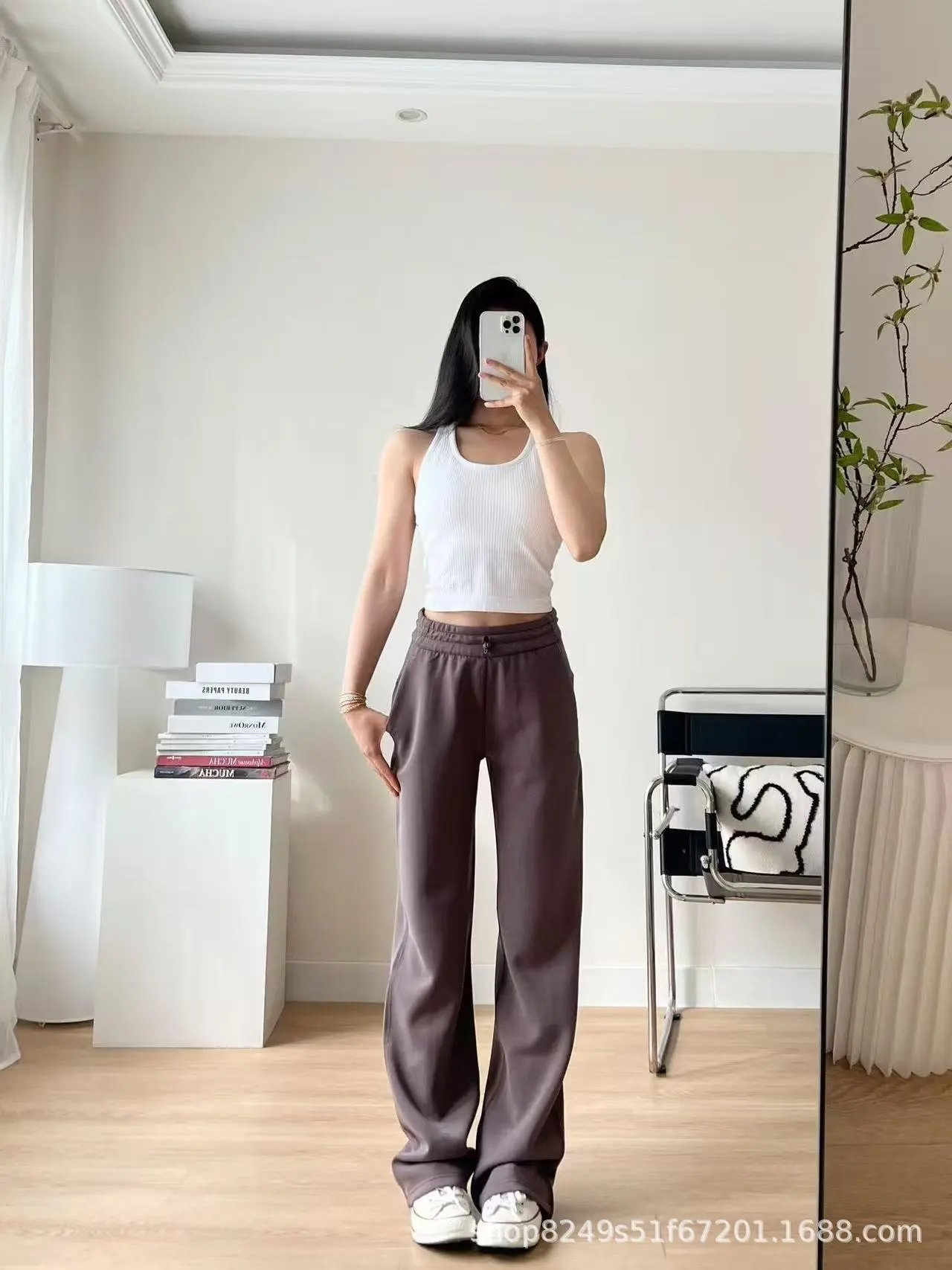 Design Wide-Leg Elastic Waist Pants Beige - 18