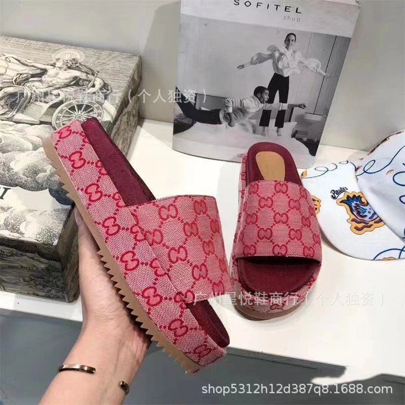 Gucci Strawberry Print GG Marmont Slide Sandals Multicolor - 23