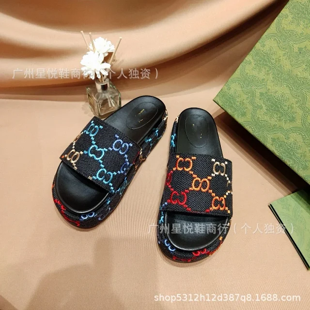 Gucci Slippers GG monogram platform slide product detail image 7