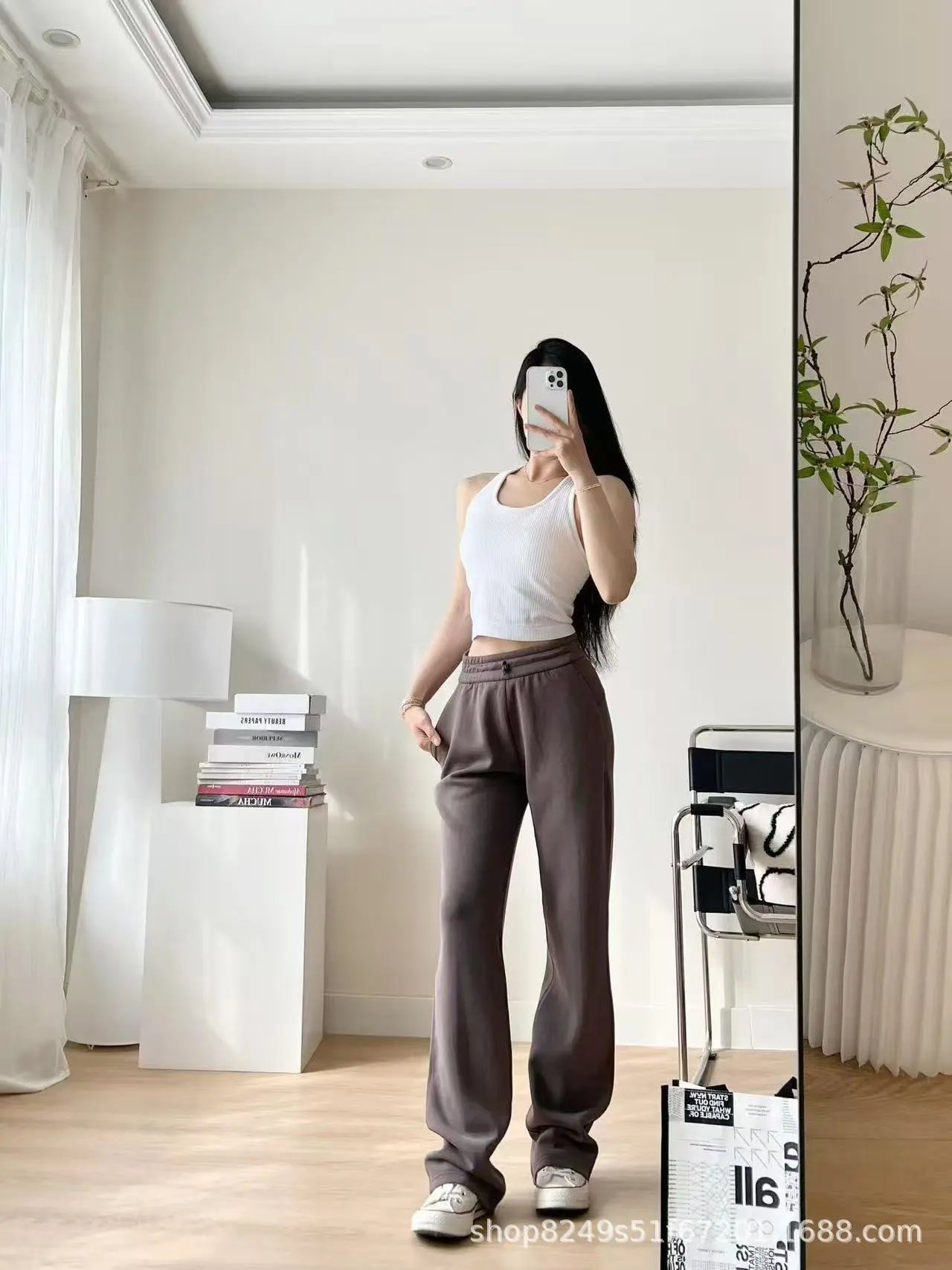 Design Wide-Leg Elastic Waist Pants Beige - 17