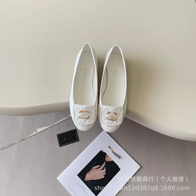 Unbranded Casual Shoes Quilted Chain-Detail Flat product detail image 10