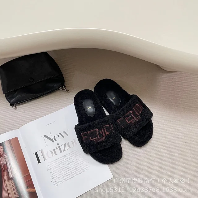 Fendi Slippers Shearling Logo Strap product detail image 3