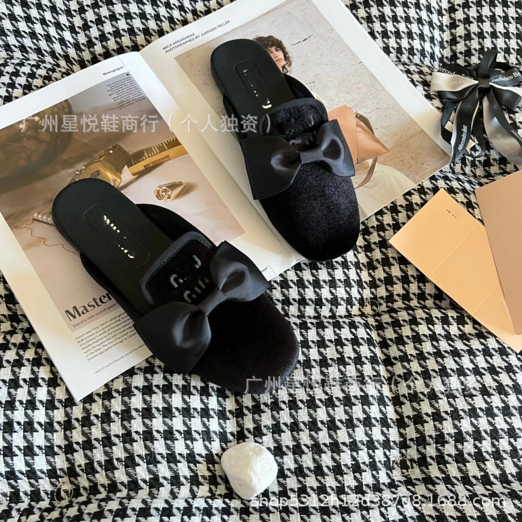 Black Bow-Embellished Loafers - 8