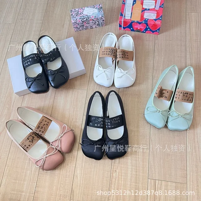 Maison Margiela Leather Shoes Tabi split-toe bow ballet flats product detail image 1