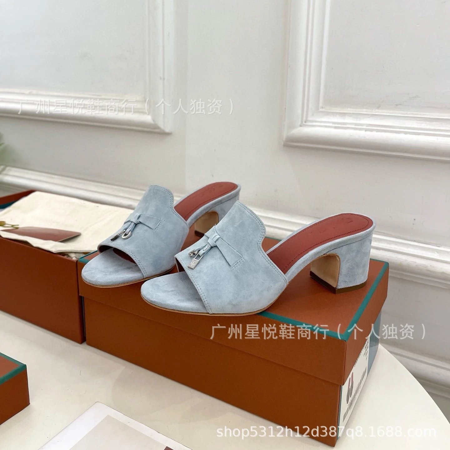 Hermès Oran Mule Yellow Suede Block Heel Sandals - 20