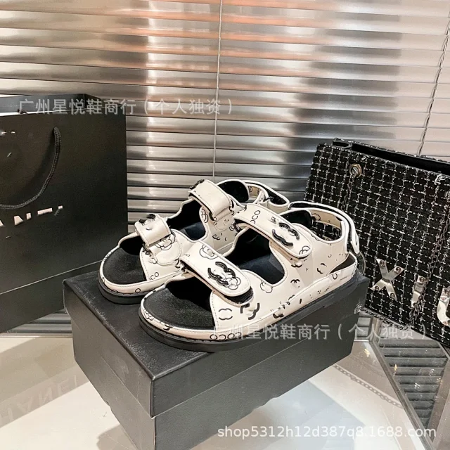 Chanel Sandals Printed Hook-and-Loop Strap product detail image 15
