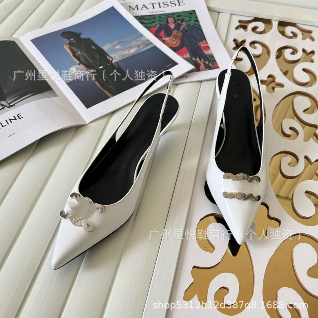 Fendi Kan I Silver Metallic Pointed-Toe Slingback Heels - 16