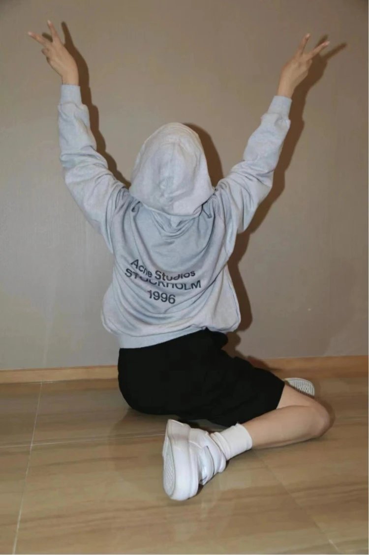 Maison Margiela Tabi-Style Velcro Sneakers White Chunky Sneakers - 3