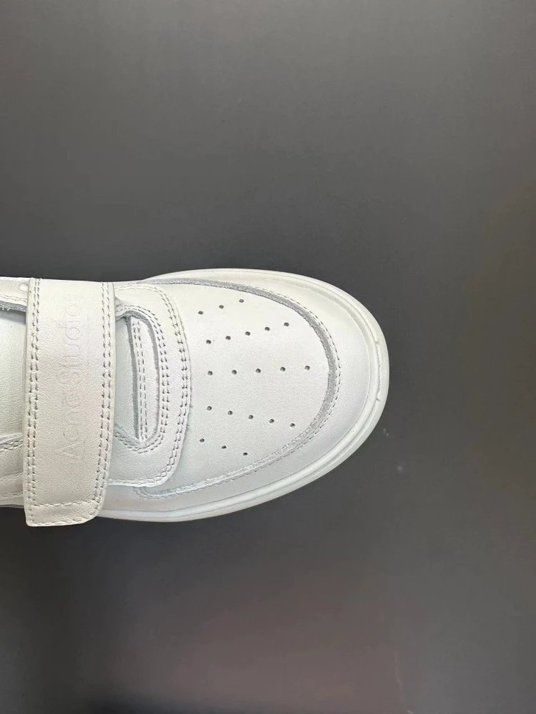 Maison Margiela Tabi-Style Velcro Sneakers White Chunky Sneakers - 14