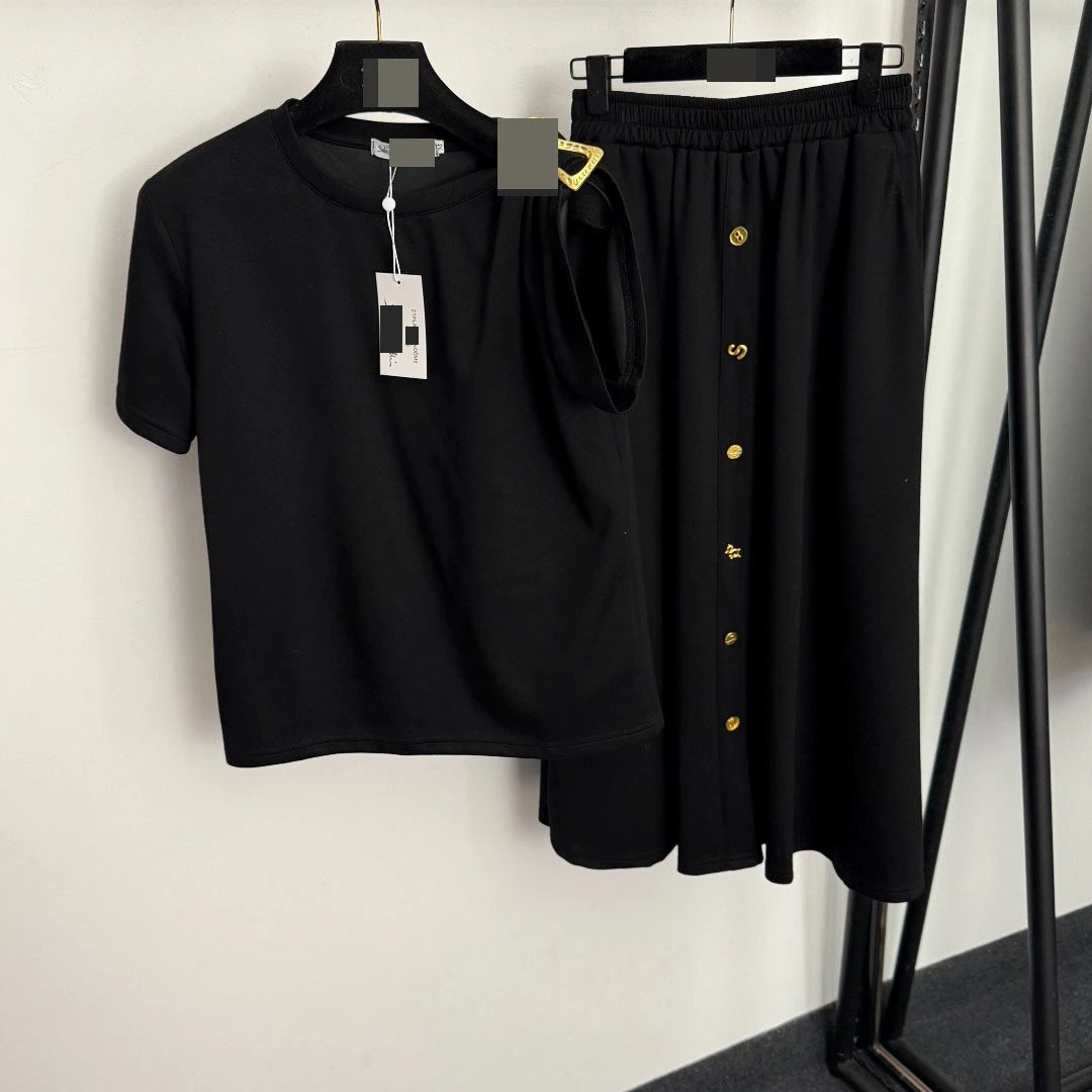 Beige Button-Front Skirt Set with Cropped T-Shirt - 5