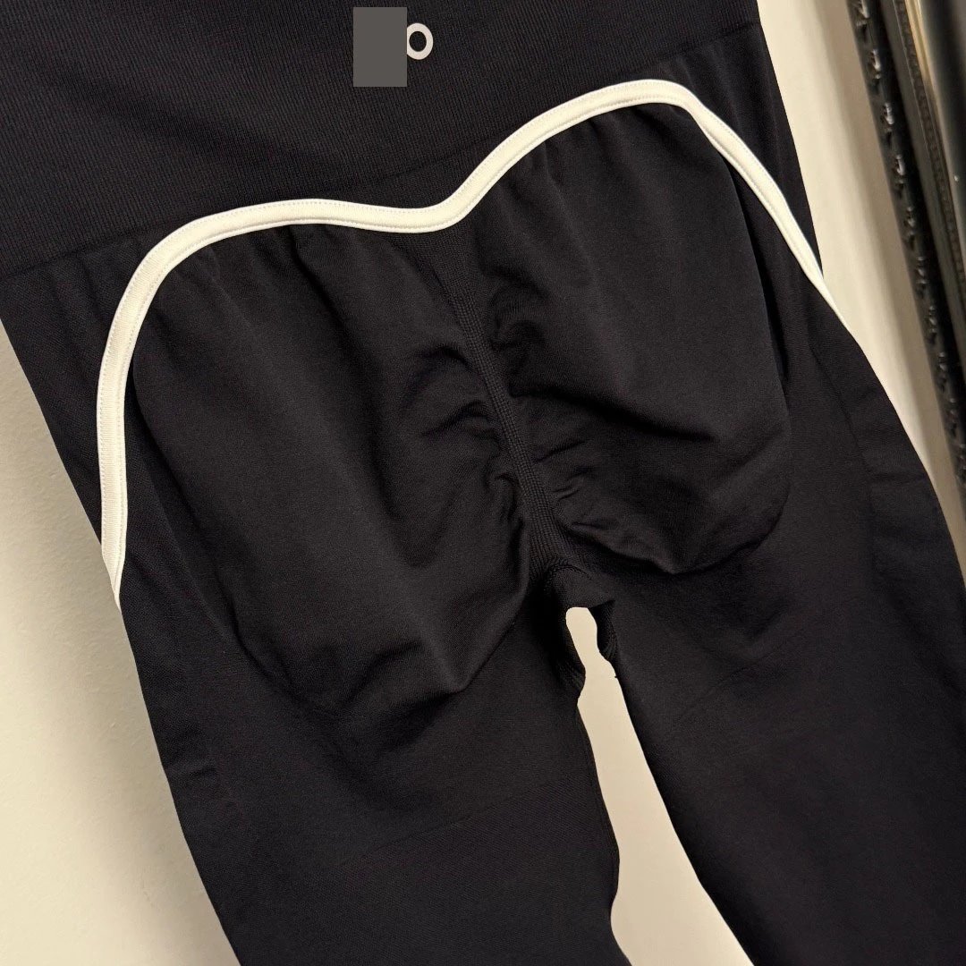 Alphaca Cropped Zip-Up Activewear Set Black with White Contrast Stitching - 13