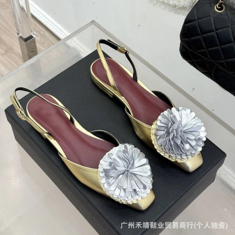 Design Floral-Embellished Black Slingback Flat Shoes - 9