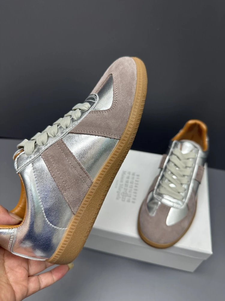 Maison Margiela Replica Sneakers White Black Beige Sneakers - 14