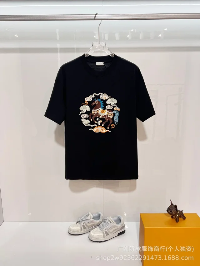 Dior T-Shirts Horse Embroidery product detail image 5