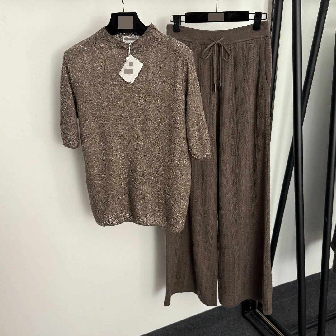 Design Knit Patterned Top and Ribbed Wide-Leg Pants Set in Brown - 4