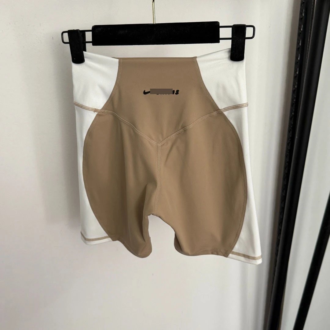 Activewear Set Beige and White Color-Block Sports Bra and Bike Shorts - 11