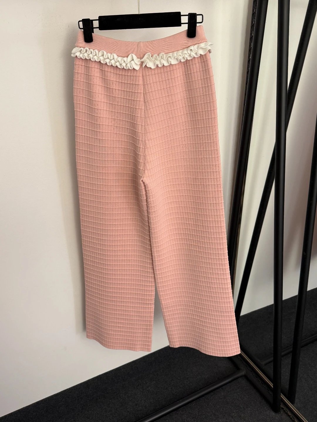 Chanel-Inspired Ruffled Waist Tweed Pants Pink - 12
