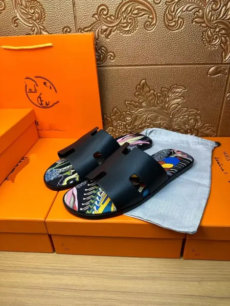 Hermès Oran Slide Multicolor Silk-Print Slippers - 1