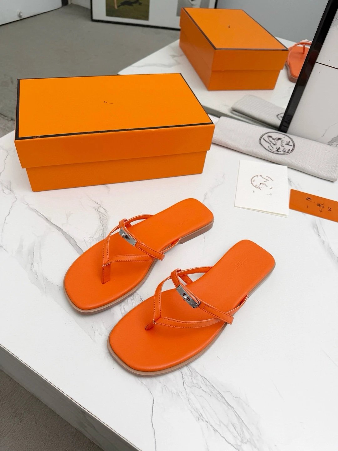 Hermès Oran Flat Sandals Emerald Green Slippers - 5