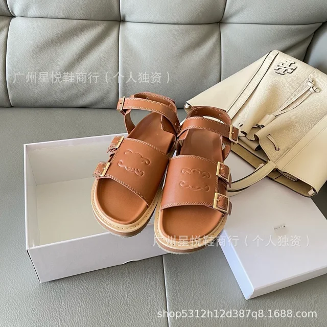 Tory Burch Sandals Double-T Logo Buckle product detail image 9