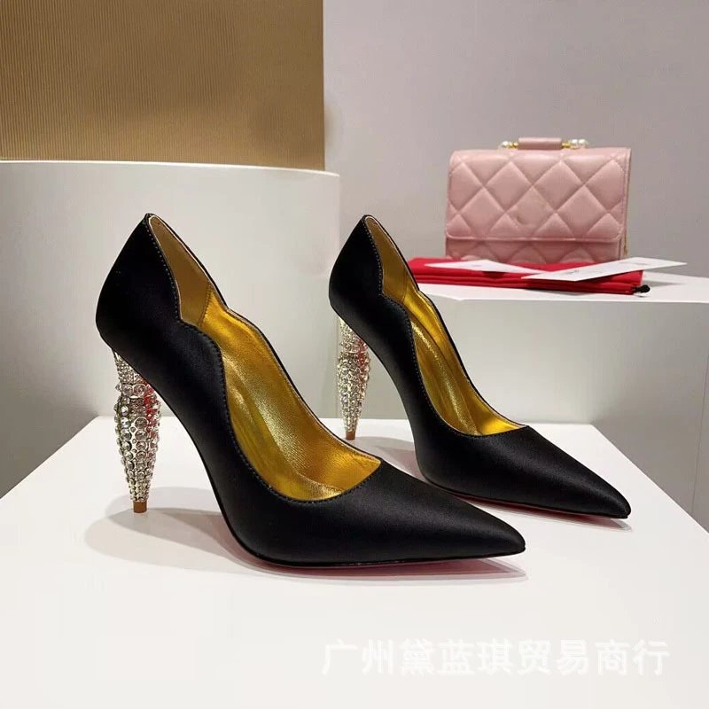 Christian Louboutin Pigalle Follies Black Patent Leather Stilettos - 8