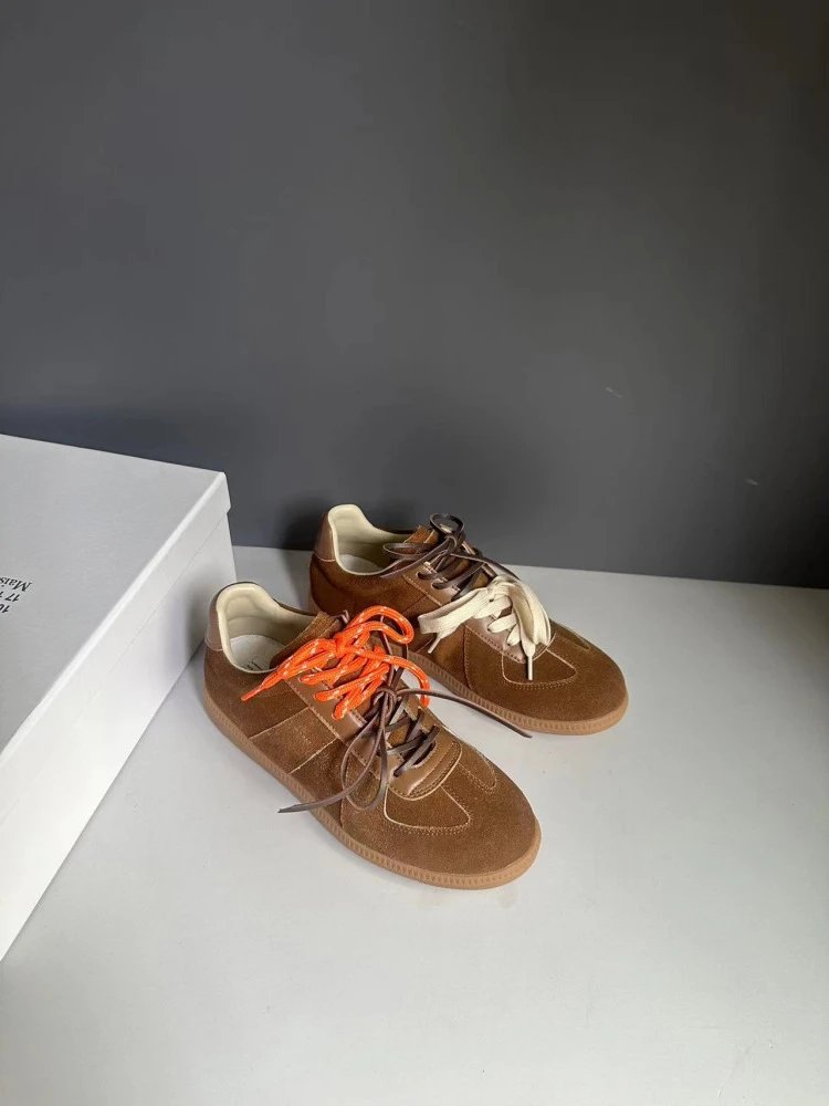 Maison Margiela Replica Sneakers Brown Suede with Contrasting Laces Sneakers - 12
