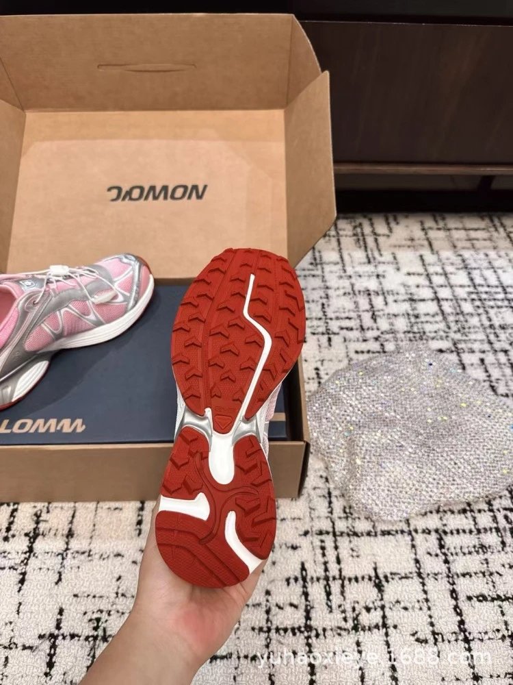 Salomon ACS Pro White Sneakers - 18