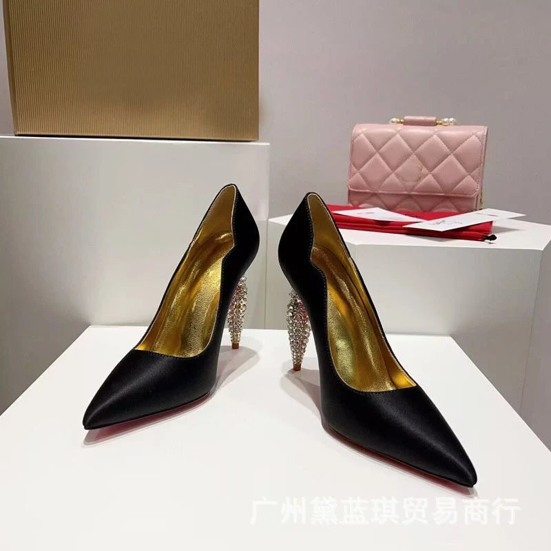 Christian Louboutin Pigalle Follies Black Patent Leather Stilettos - 5