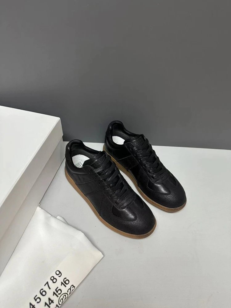 Maison Margiela Replica Sneakers Tan Suede Leather Sneakers - 33