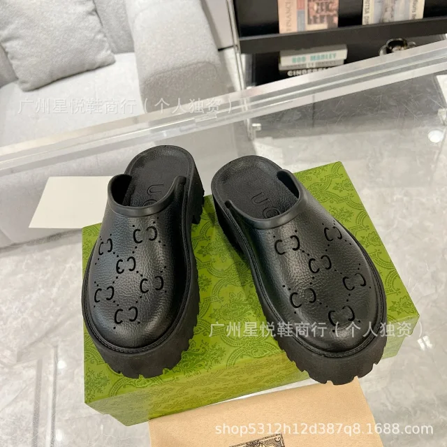 Gucci Slippers Platform GG Cutout Clogs product detail image 10