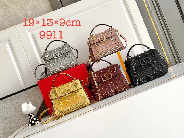 Unbranded Handbags Rhinestone Floral Embellished Top-Handle product detail image 2