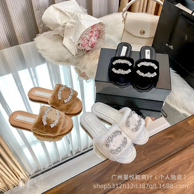 Unbranded Slippers Faux-Fur Rhinestone Buckle Slide product detail image 1