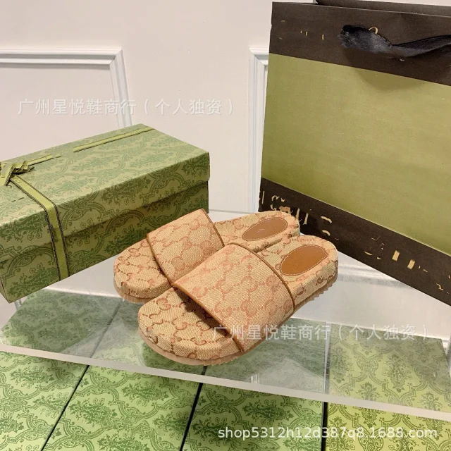 Gucci Slippers GG monogram platform slide product detail image 11