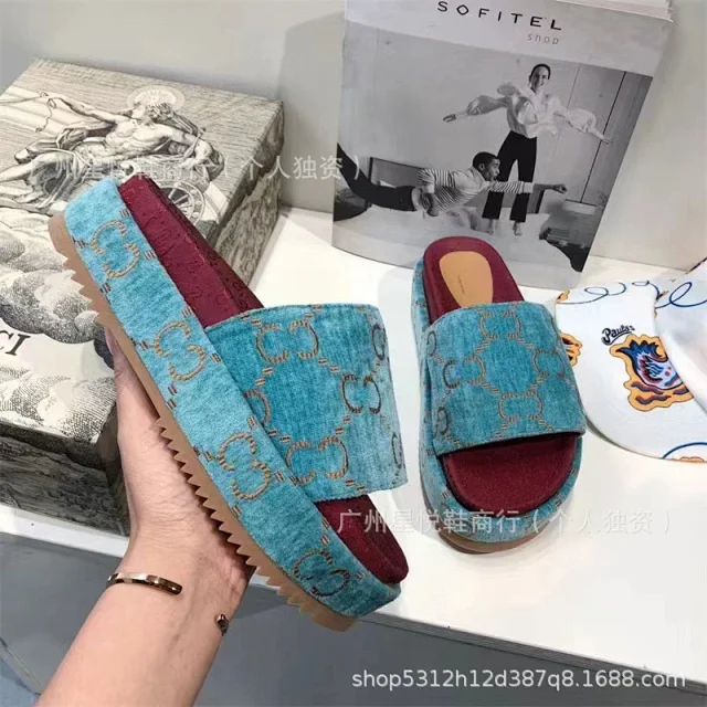 Gucci Slippers GG monogram platform slide product detail image 21