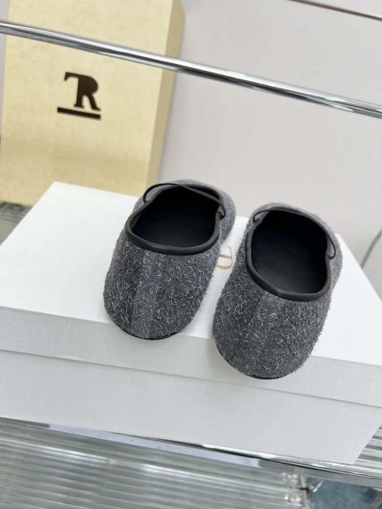 Maison Margiela Tabi Mary Jane Gray Wool-Blend Flat Shoes - 10
