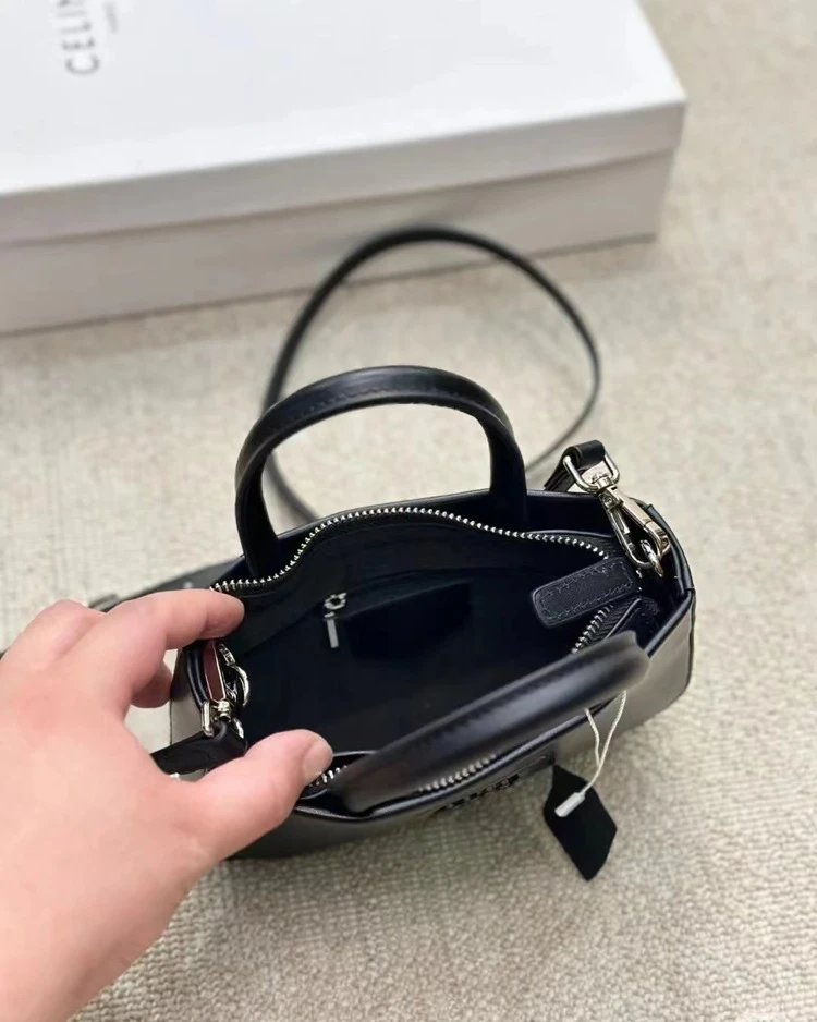Miu Miu Mini Bag Pink Handbag - 17