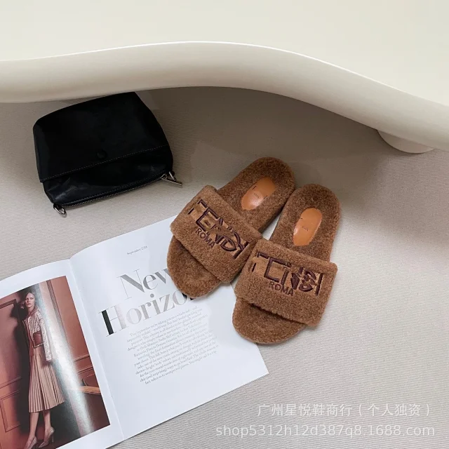 Fendi Slippers Shearling Logo Strap product detail image 9