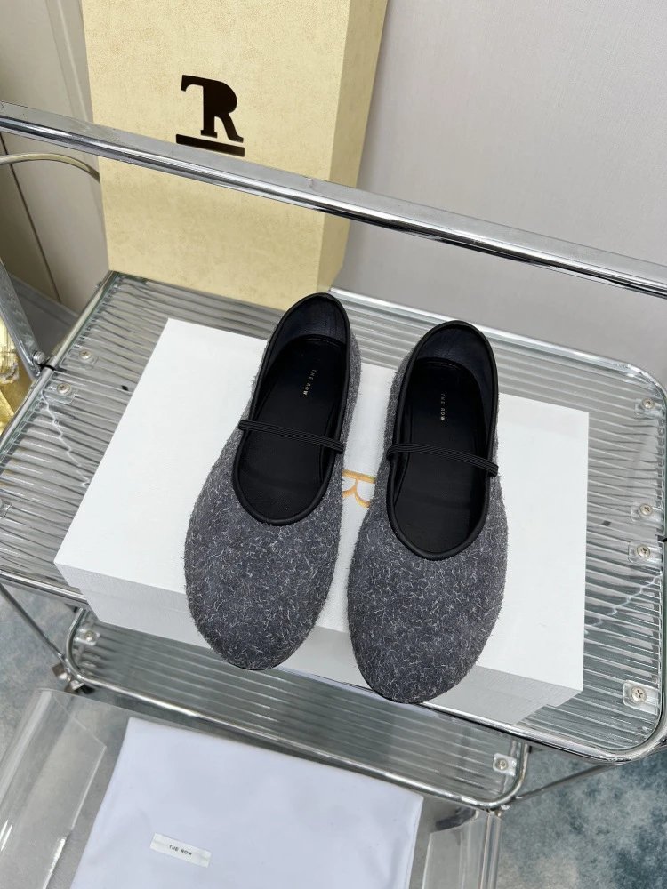 Maison Margiela Tabi Mary Jane Gray Wool-Blend Flat Shoes - 4