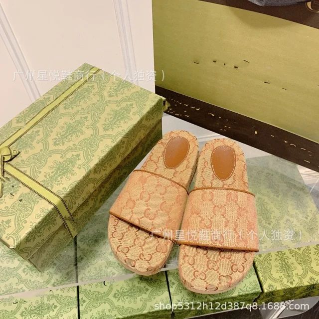 Gucci Slippers GG monogram platform slide product detail image 10