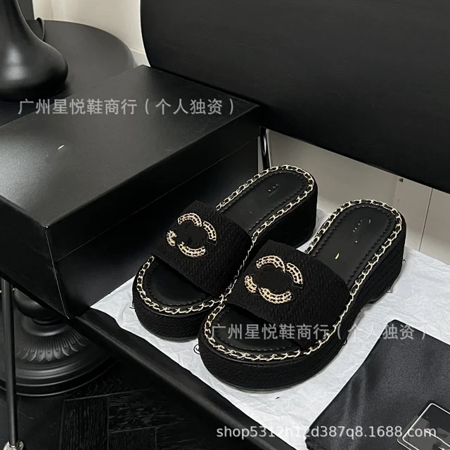 Unbranded Sandals Chain-Trim Platform Slide product detail image 5