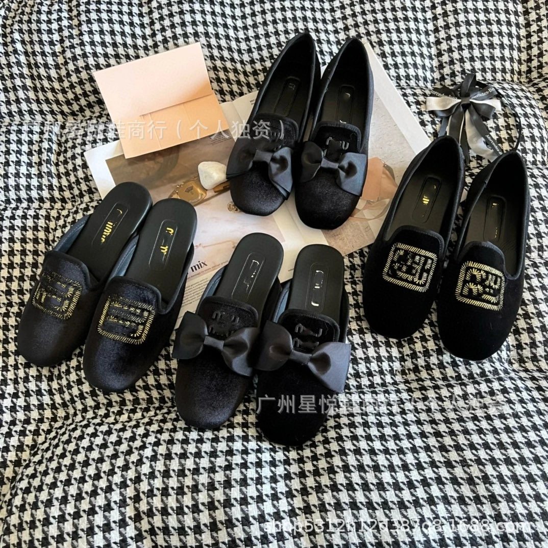 Black Bow-Embellished Loafers - 3