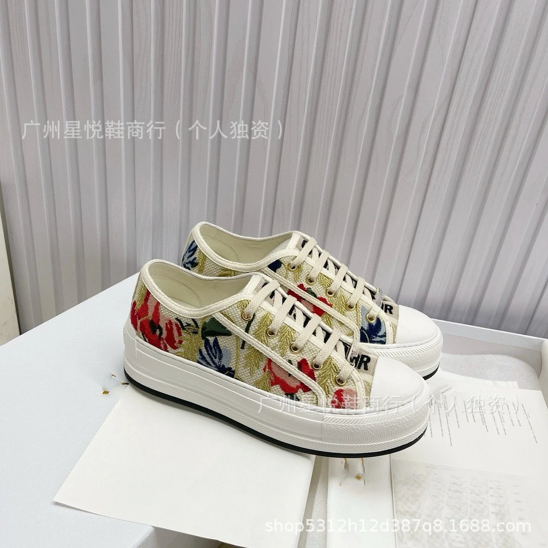 Colorful Floral Thick Sole Black Edge
