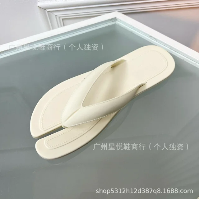 Unbranded Sandals Split-Toe Thong Flat product detail image 7