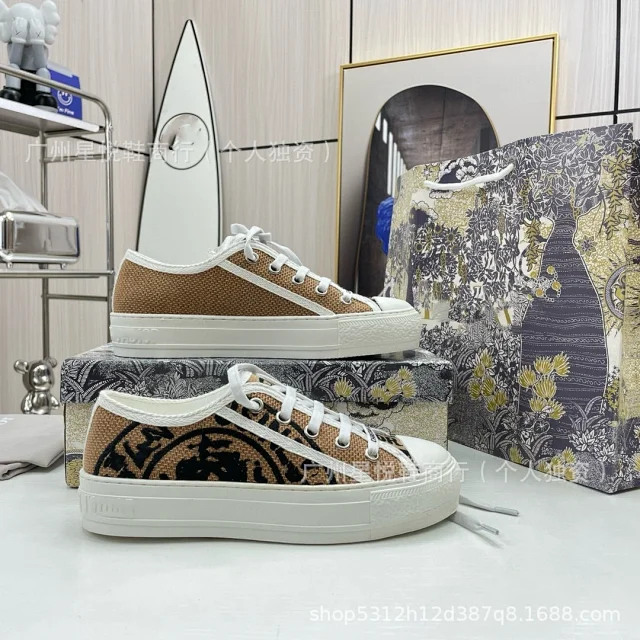 Dior Sneakers Low-Top Platform Oblique Jacquard product detail image 10