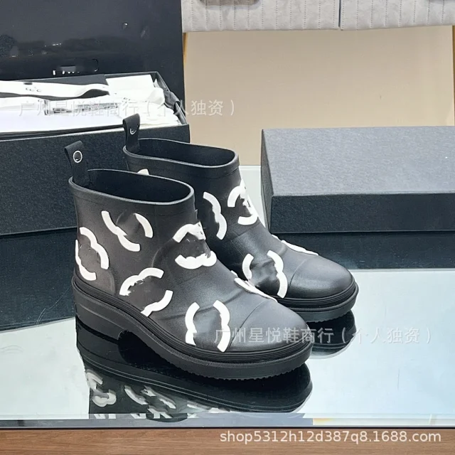 Unbranded Boots Printed ankle rain with platform sole product detail image 11